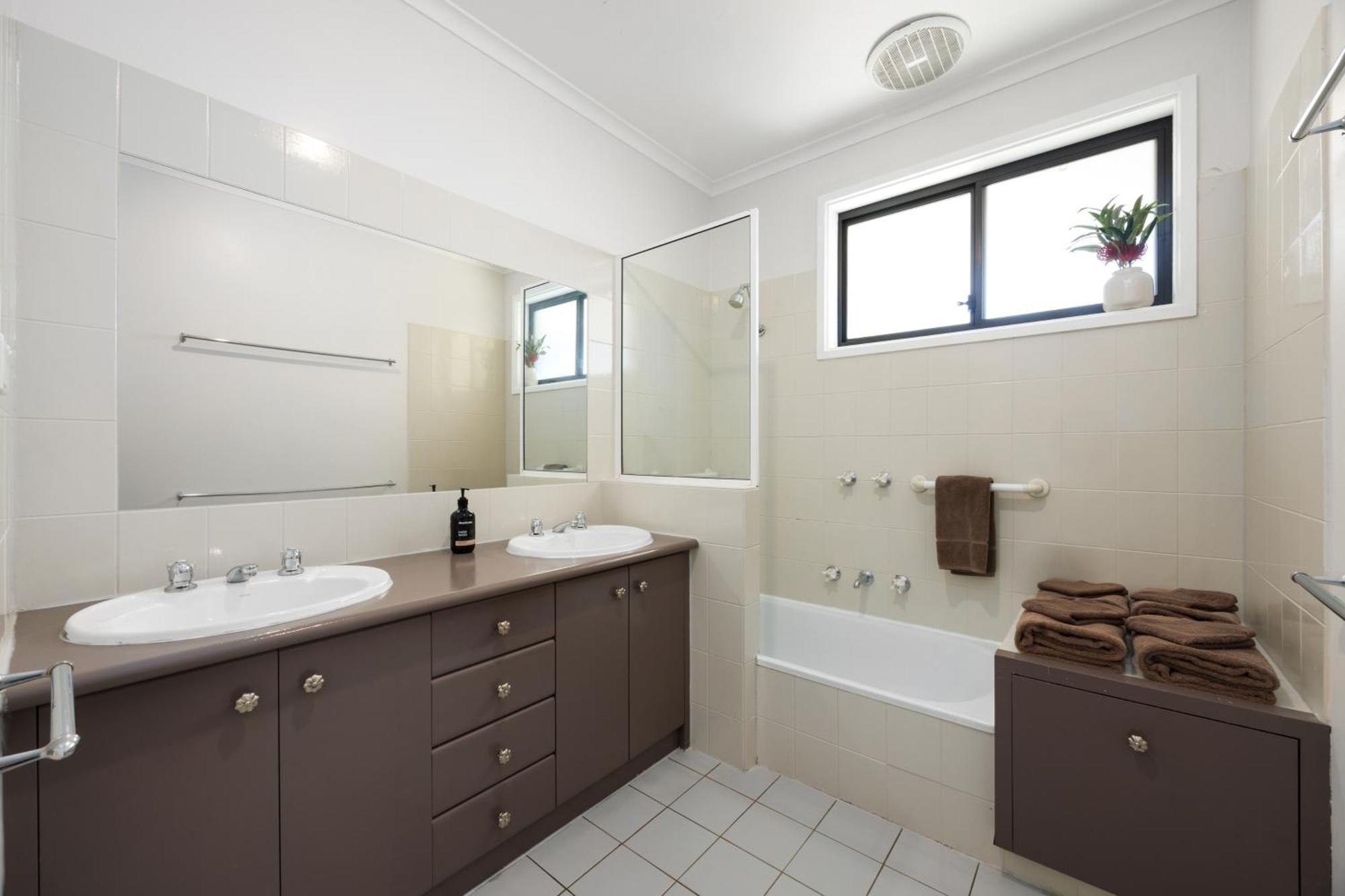 Maffra Motor Inn エクステリア 写真